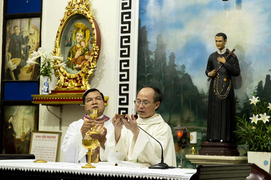 phục sinh