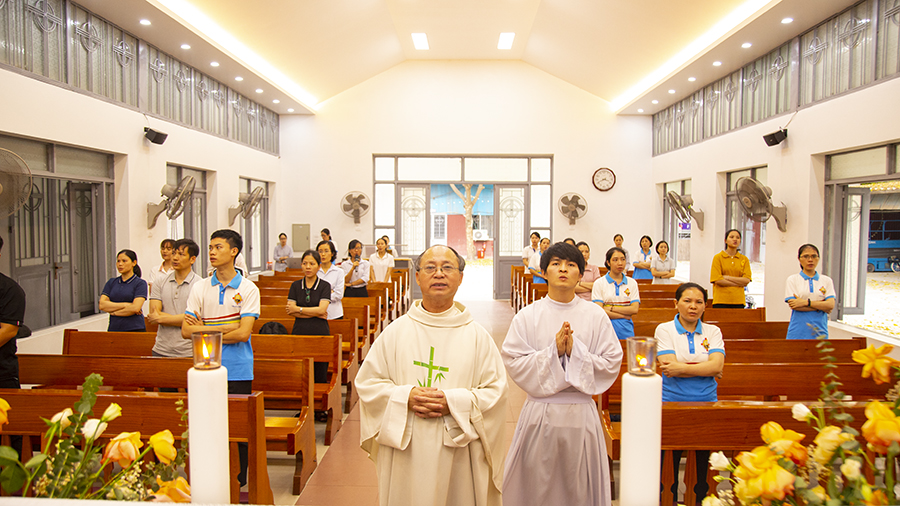 Môn đệ đã thấy và đã tin !