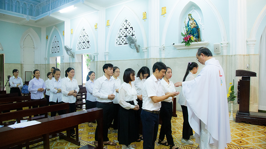 Thiên Chúa cần là lòng nhân !