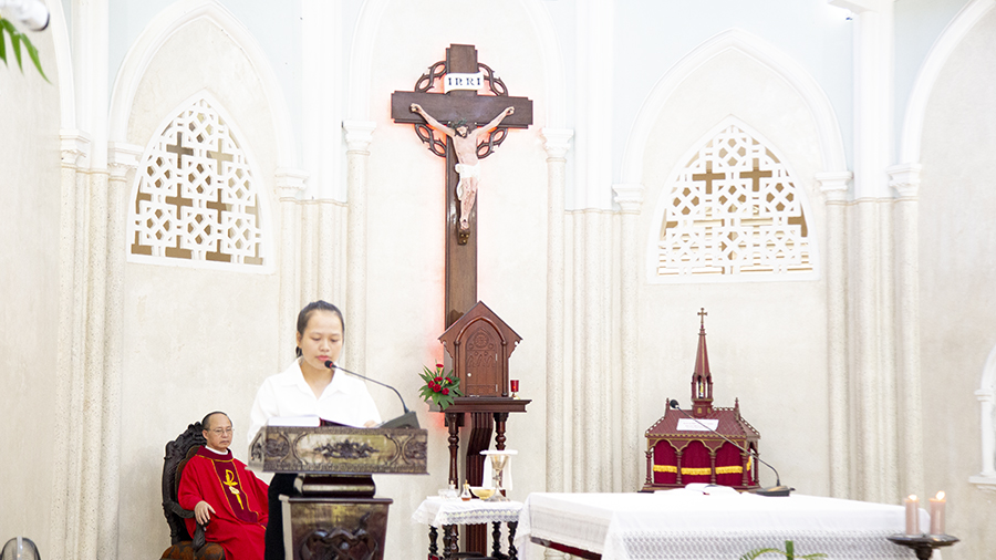 Sửa lỗi cho nhau trong Chúa !